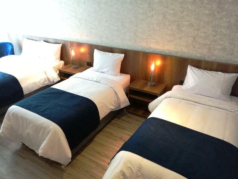 Cafe Hotel