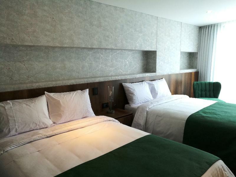 Cafe Hotel